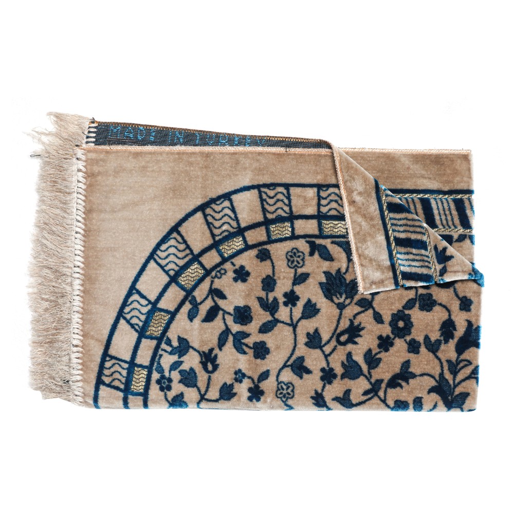 Shop Secondary Image